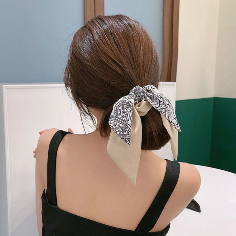 LILYLOTTY ins