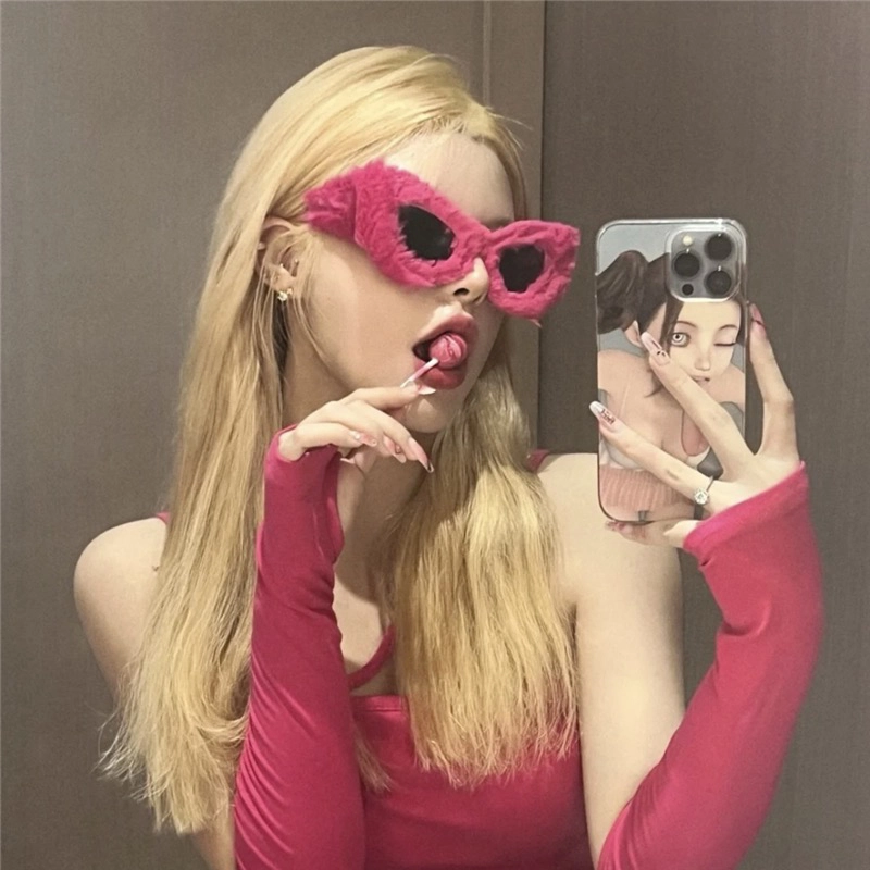 LILYLOTTY ins