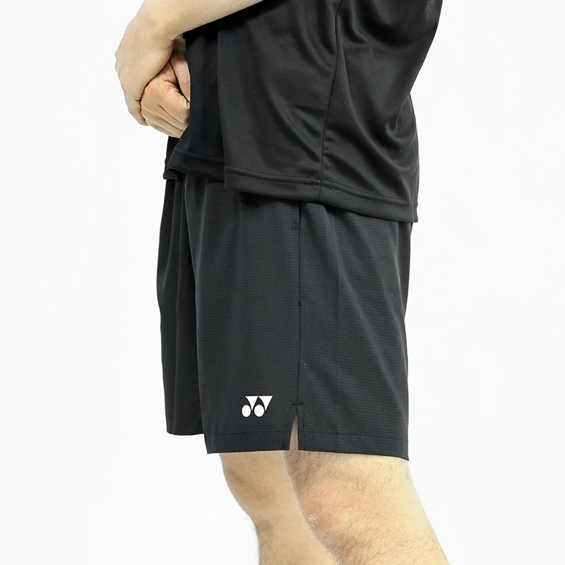 YONEX