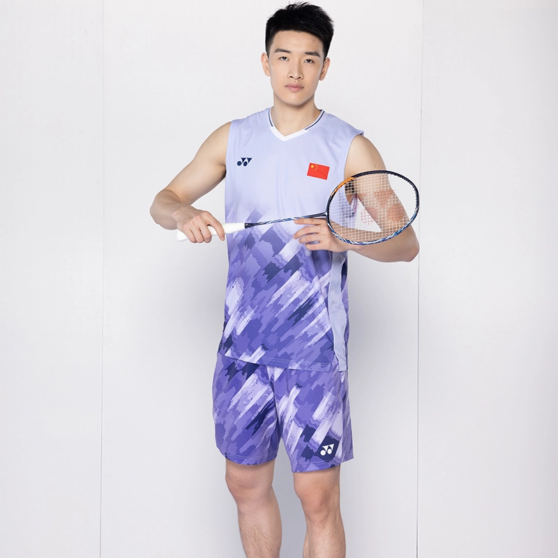 YONEX