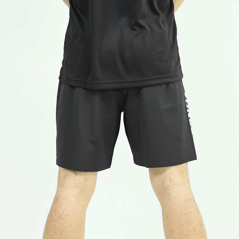 YONEX