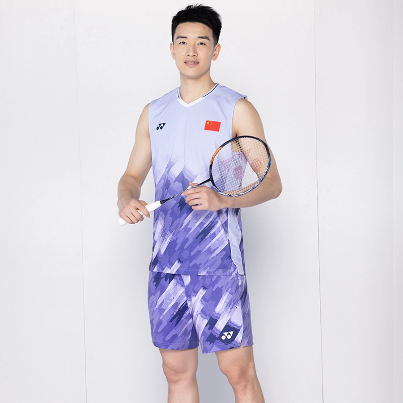 YONEX