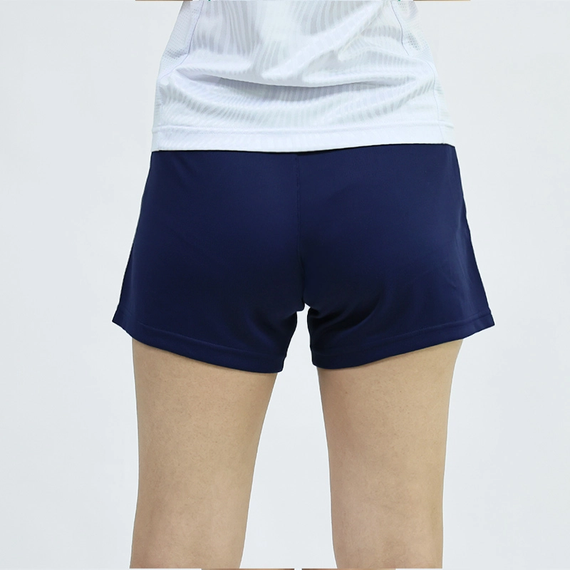 YONEX