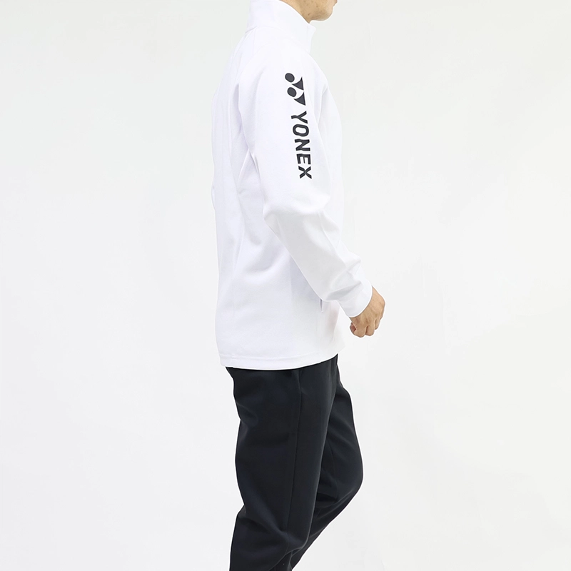 YONEX