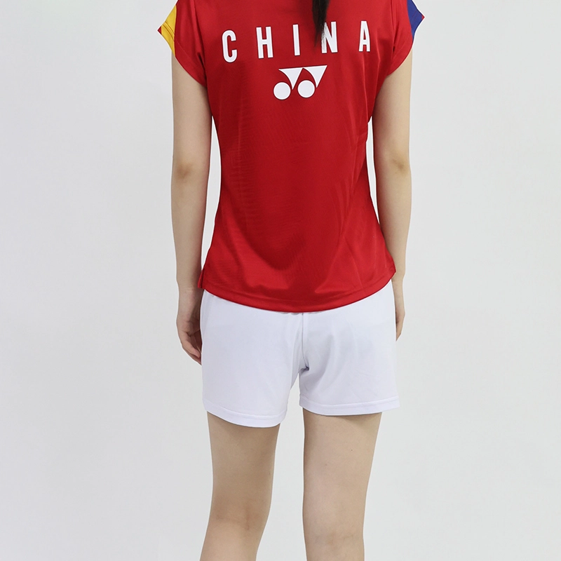 YONEX
