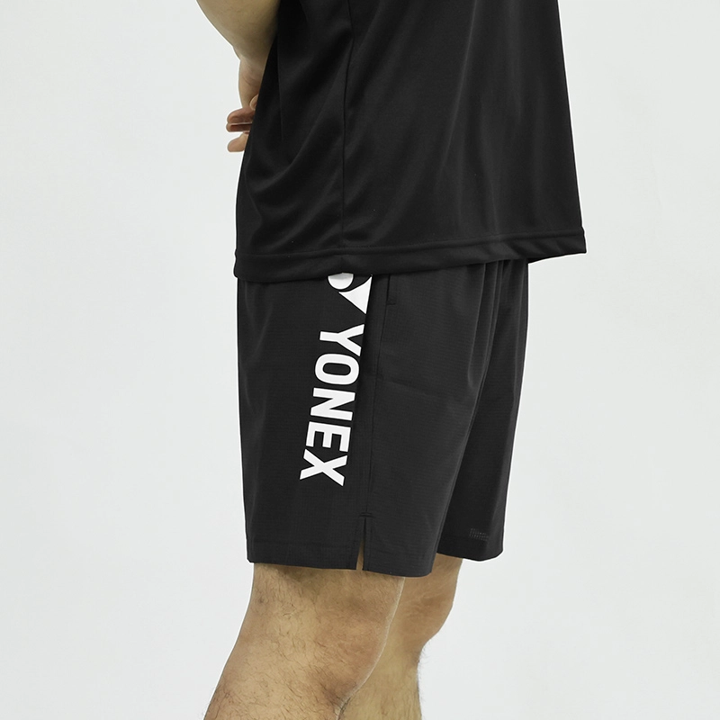 YONEX