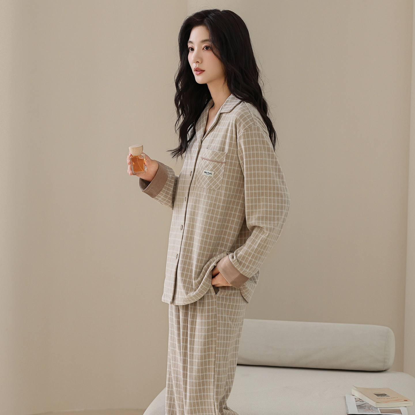 芬腾可安 秋冬季精致浅色系情侣款加厚显瘦设计感亲肤家居服睡衣套装 女款