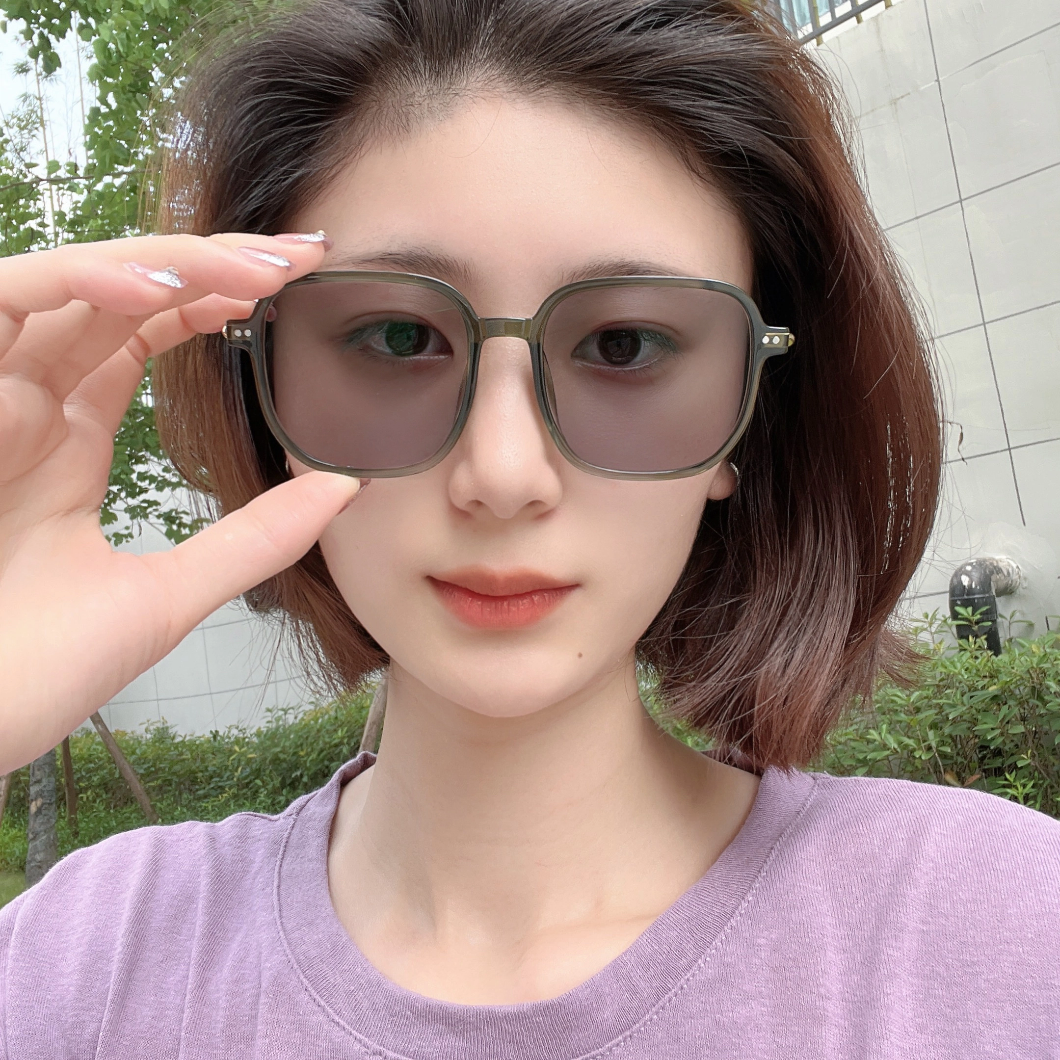 【联系客服可配度数】 佐川 智能感光变色防蓝光防紫外线时尚大框显脸小平光 方形 功能性眼镜 男女同款情侣款 礼盒装