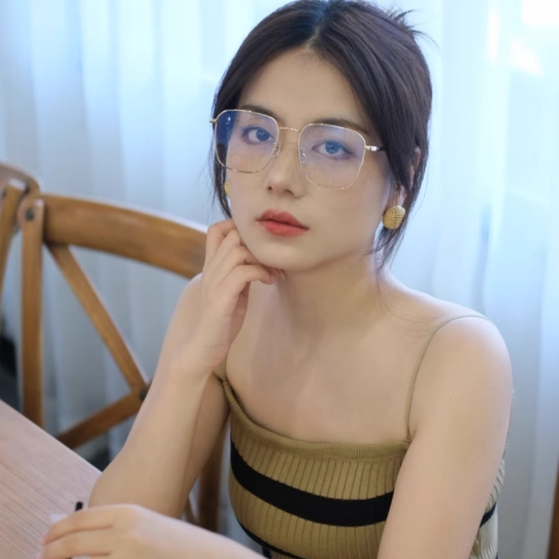 【联系客服可选配镜套餐】 佐川 超轻 复古大脸显瘦 可配防蓝光变色 方形 光学镜架 男女同款情侣款 黑色 金色 玫瑰金 银色