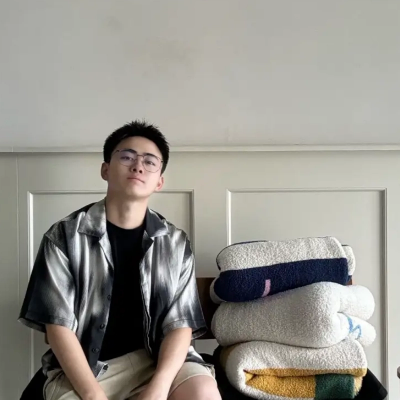 佐川 时尚多边形老花 搭配正品视特耐镜片 高清护目 高档防蓝光老花 功能性眼镜 男女同款情侣款