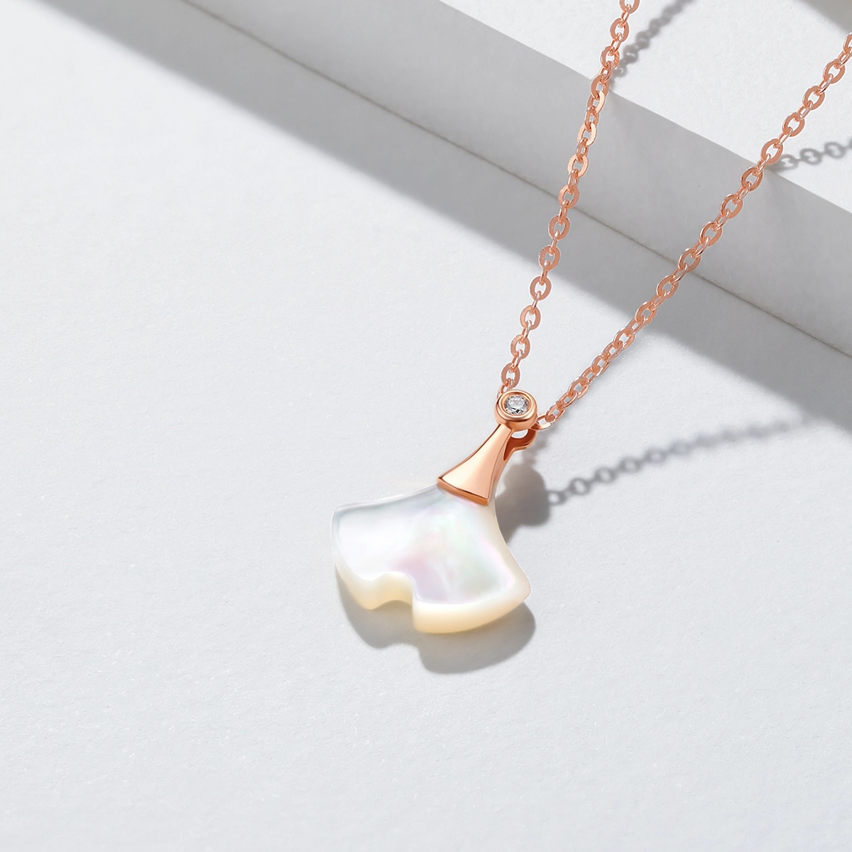 ins 18K