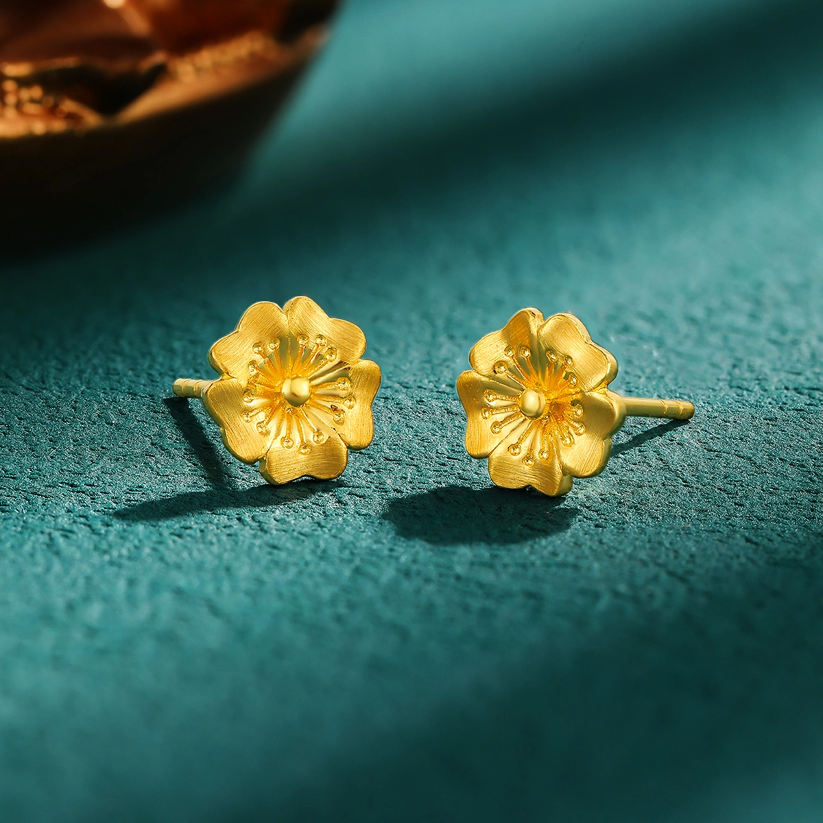 世纪缘珠宝 樱花小众精致一对 足金 按克计价 黄金耳钉 女款