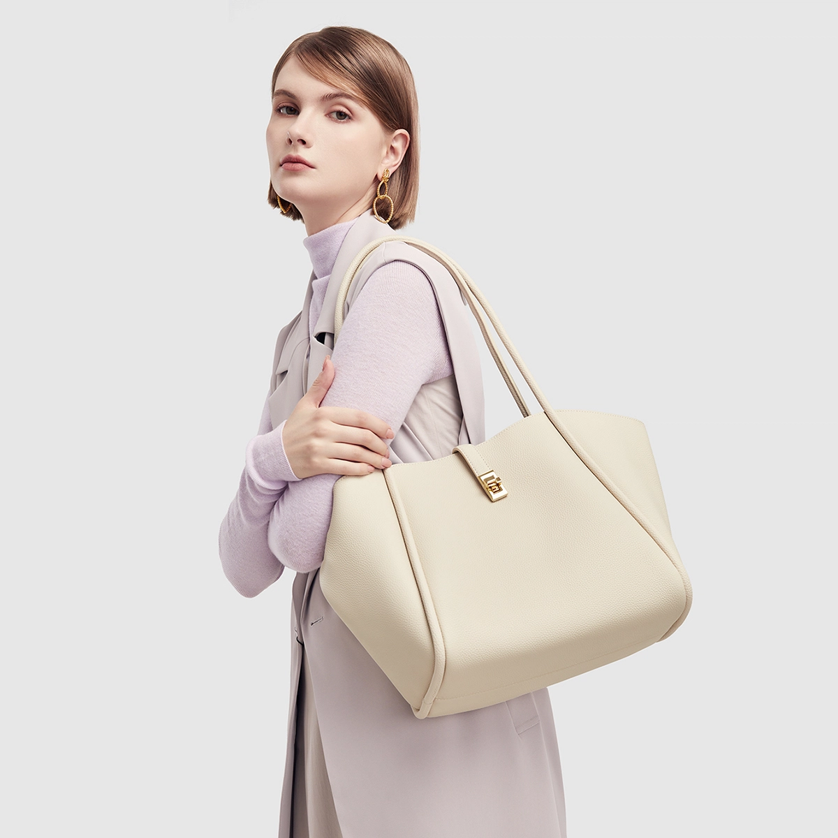 PIERRE CARDIN Tote