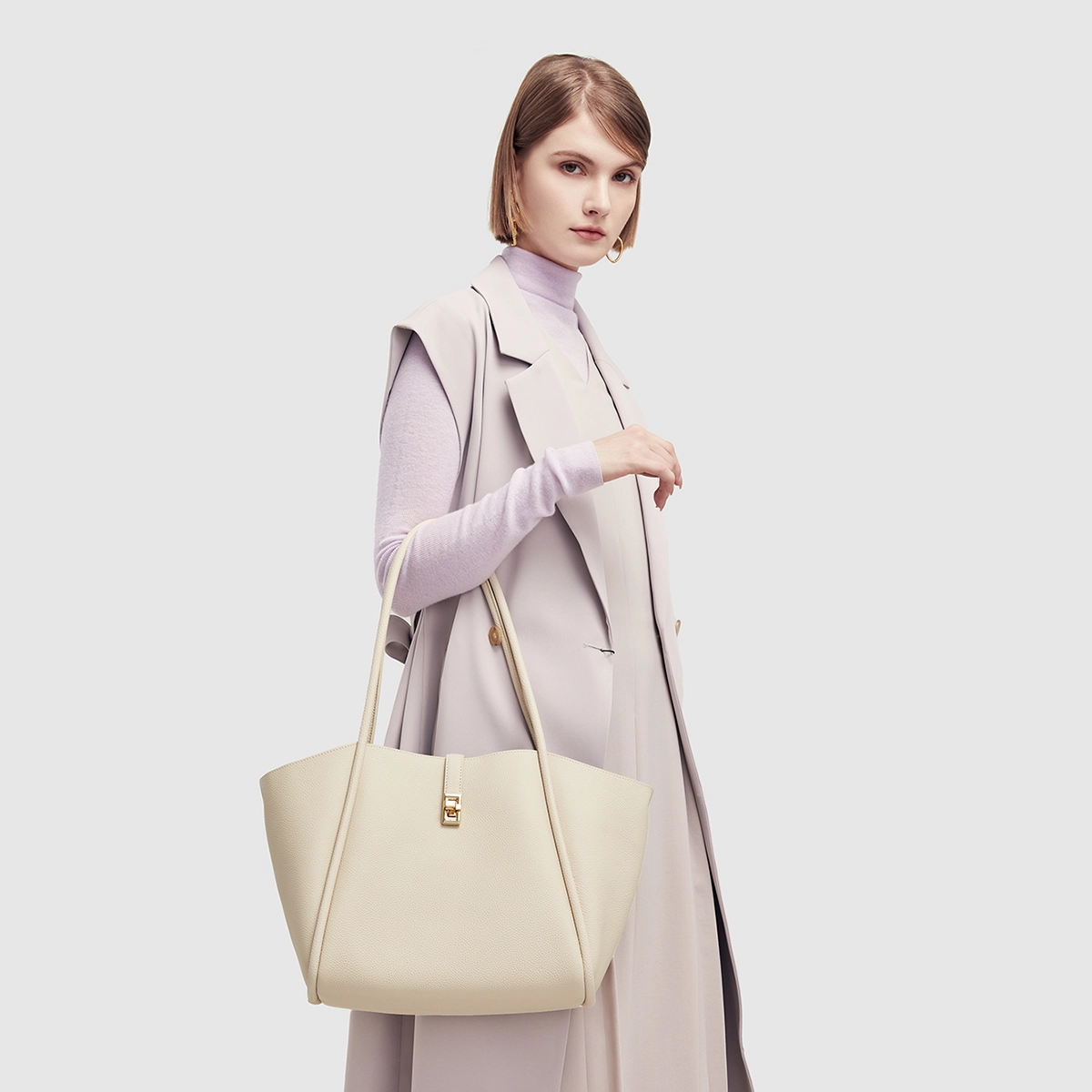 PIERRE CARDIN Tote