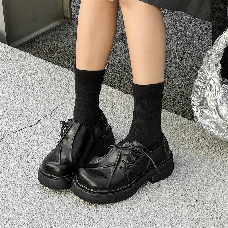 超纤皮 复古简约时尚潮流百搭 低帮 生活休闲必备鞋款 男女同款 经典黑色