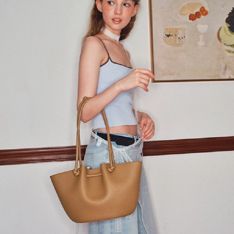 MUVA Tote
