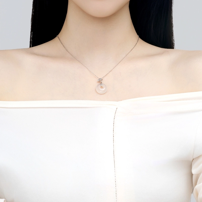 行金银中 银杏叶平安扣挂坠 小众森系清冷高级感设计 极简百搭高贵显气质 优雅福气#好运 玉髓 项链 女款