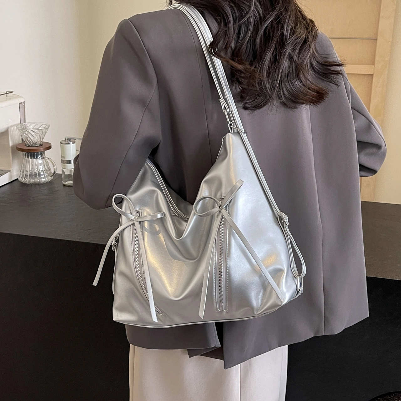 JIANGLIDA PU Tote