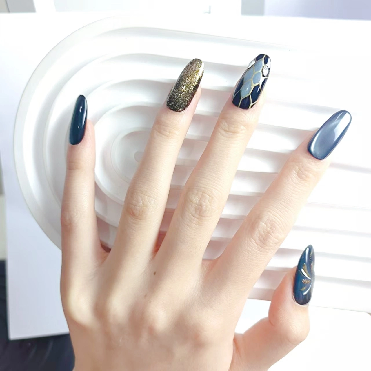 美甲熊 宝格暗银  椭圆