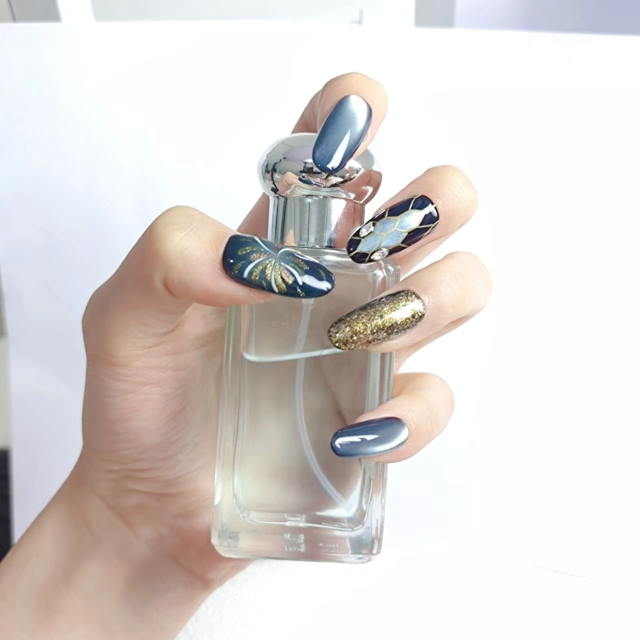 美甲熊 宝格暗银  椭圆