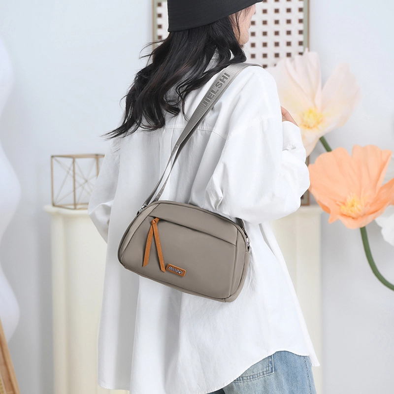 捷朗仕 时尚百搭休闲 尼龙布 斜挎包 女款 多色