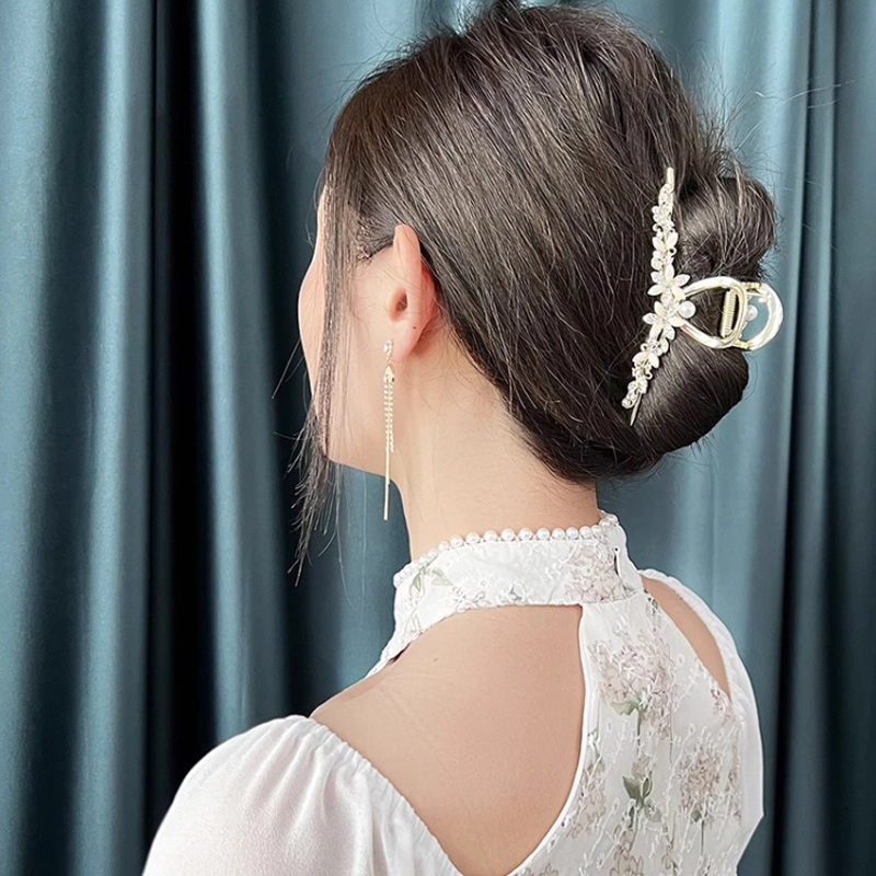 建禄 高级感小花朵简约盘发后脑勺半扎发小清新小众设计优雅气质通勤百搭 金属 发夹 女款
