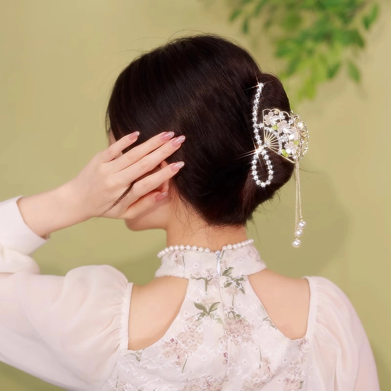 建禄 高级感扇子铃兰花简约小清新小众设计优雅气质通勤百搭 合金 发夹 女款