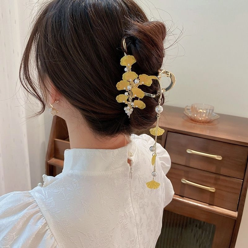 建禄 高级感黄色银杏叶简约小清新小众鲨鱼设计优雅气质通勤百搭 合金 发夹 女款