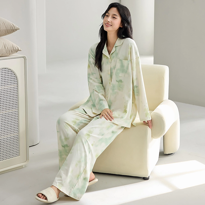 莫代尔 舒适柔软经典翻领开衫清新韩版个性家居服可外穿睡衣套装 女款