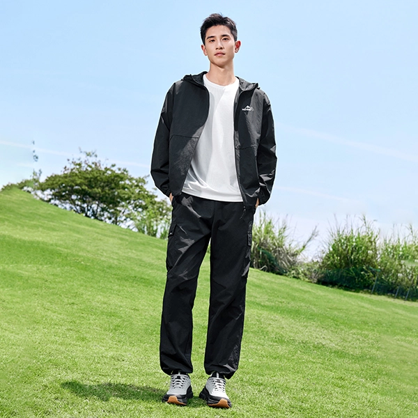 乔丹 户外运动休闲连帽风衣 男款 黑色