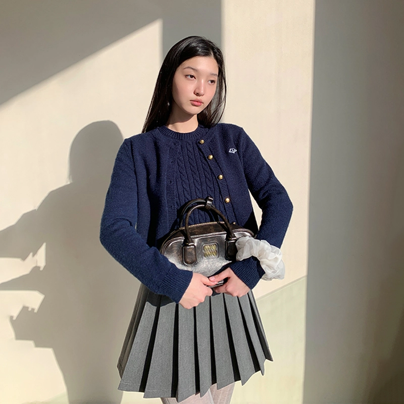 周淼 坑条定织立体绞花短袖针织衫 女款