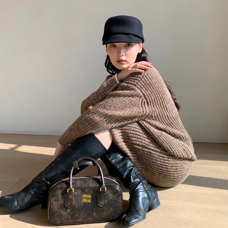 周淼 纯色针织半身包臀休闲短裙 女款