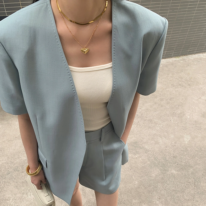 周淼 清凉麻感无领垫肩休闲西装 女款