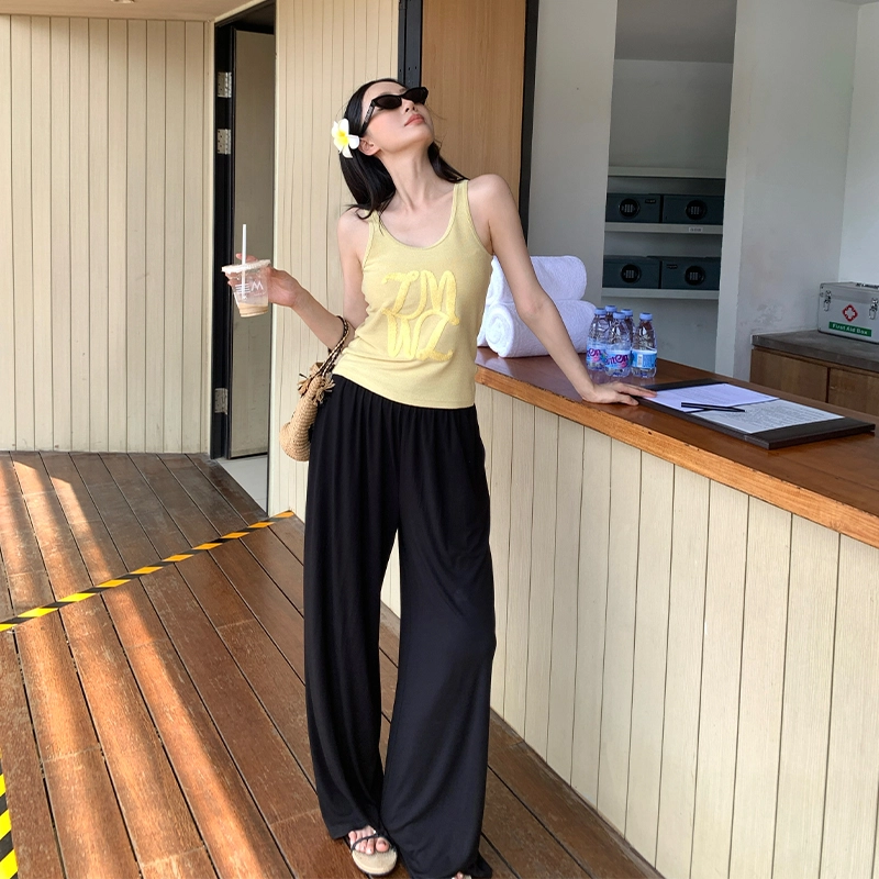周淼 简约纯色高腰阔腿休闲裤 女款