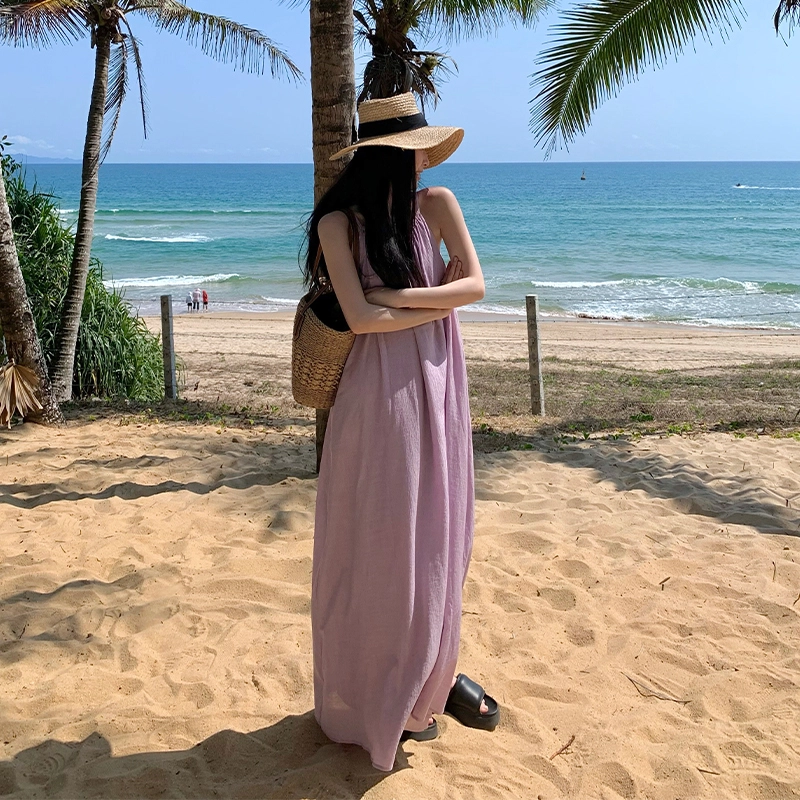 周淼 纯色简约休闲舒适吊带连衣裙 女款