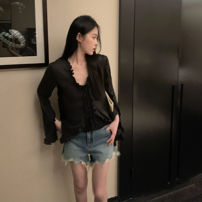 周淼 木耳花边柔雾感雪纺开衫针织衬衫套装 女款