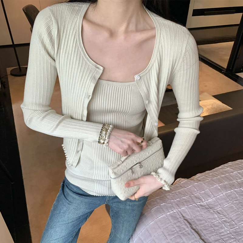 周淼 荷叶边袖口简约开衫针织衫 女款