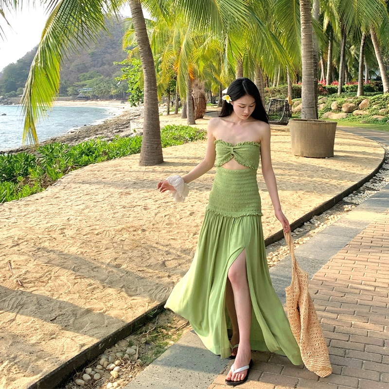 周淼 打揽工艺收腰侧开衩气质吊带连衣裙 女款