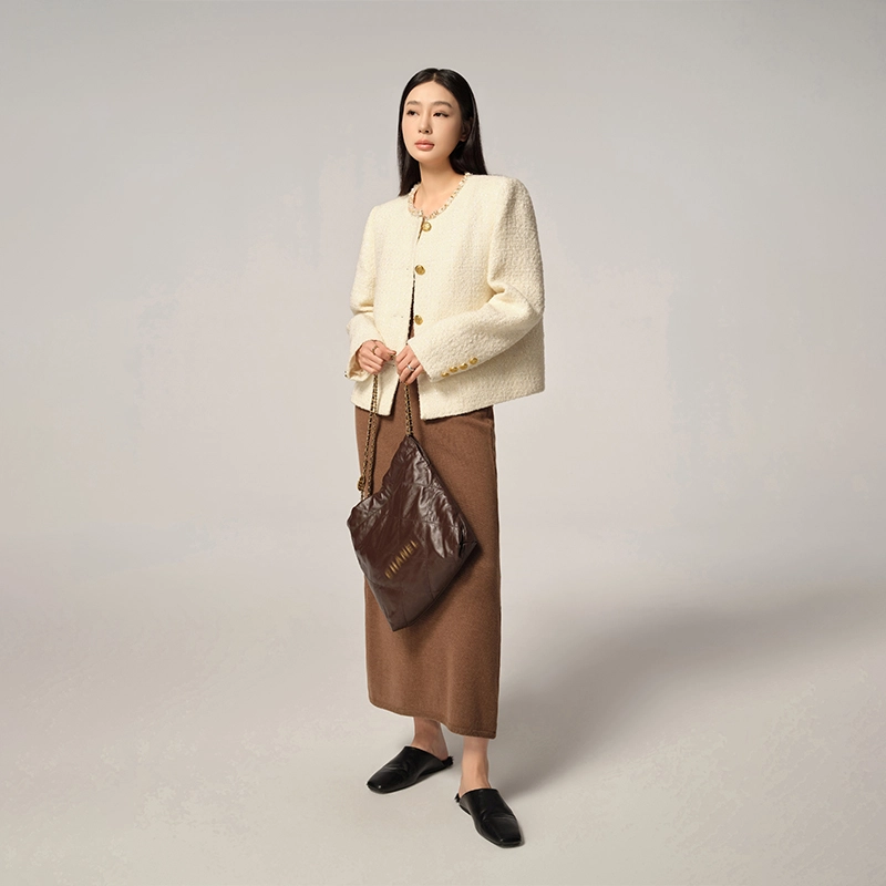 周淼 宽松舒适细腻慵懒针织吊带连衣裙 女款