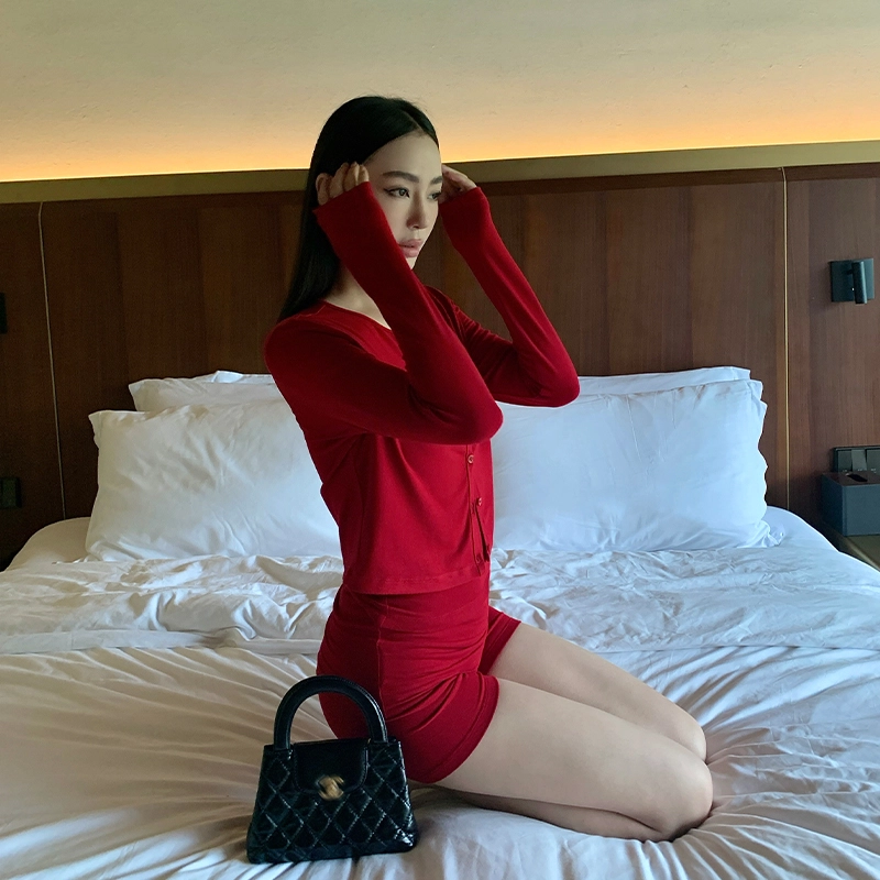 周淼 修身纯色套头吊带 女款