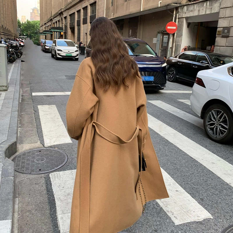 周淼 纯色绵羊毛双面呢西装领毛呢大衣 女款