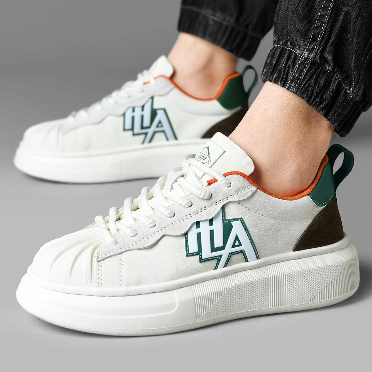 HLA