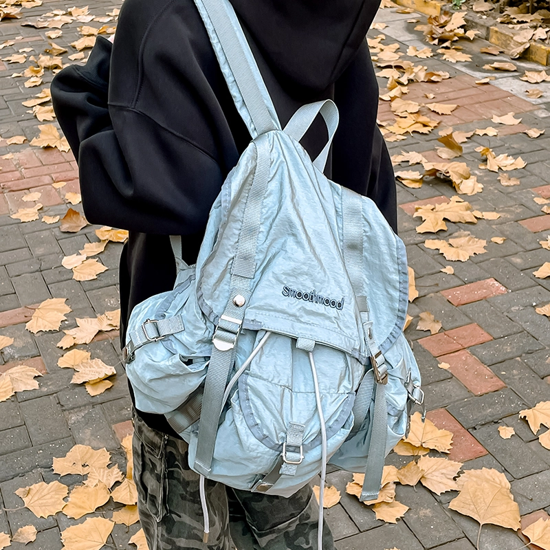 笛贝嘉 日系休闲潮牌复古轻便防水大学生书包 尼龙 双肩包 常规 男女同款情侣款 多色