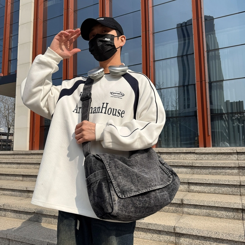 日系原宿复古时尚简约潮流 纯色百搭 牛仔布 斜挎包 男女同款情侣款 蓝色/黑色