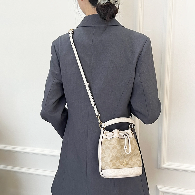 COACH 94-123cm