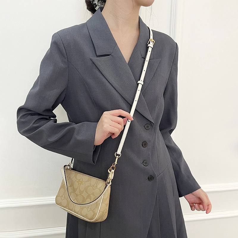 COACH 94-123cm