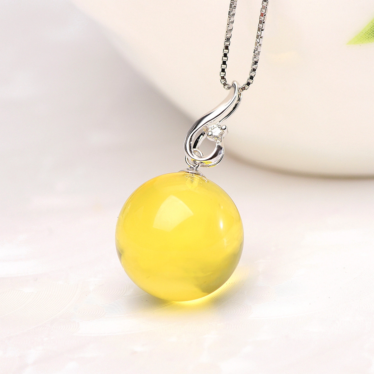 MARY WINDSOR 18K