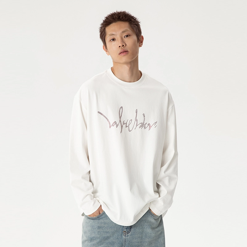 LOVE ME LATER logo7M7T