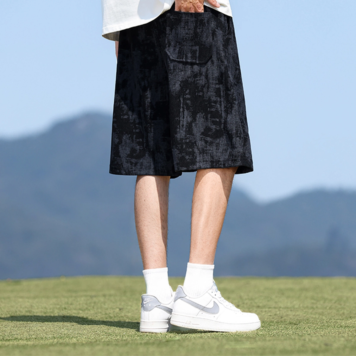 PAUL COSTELLOE logo