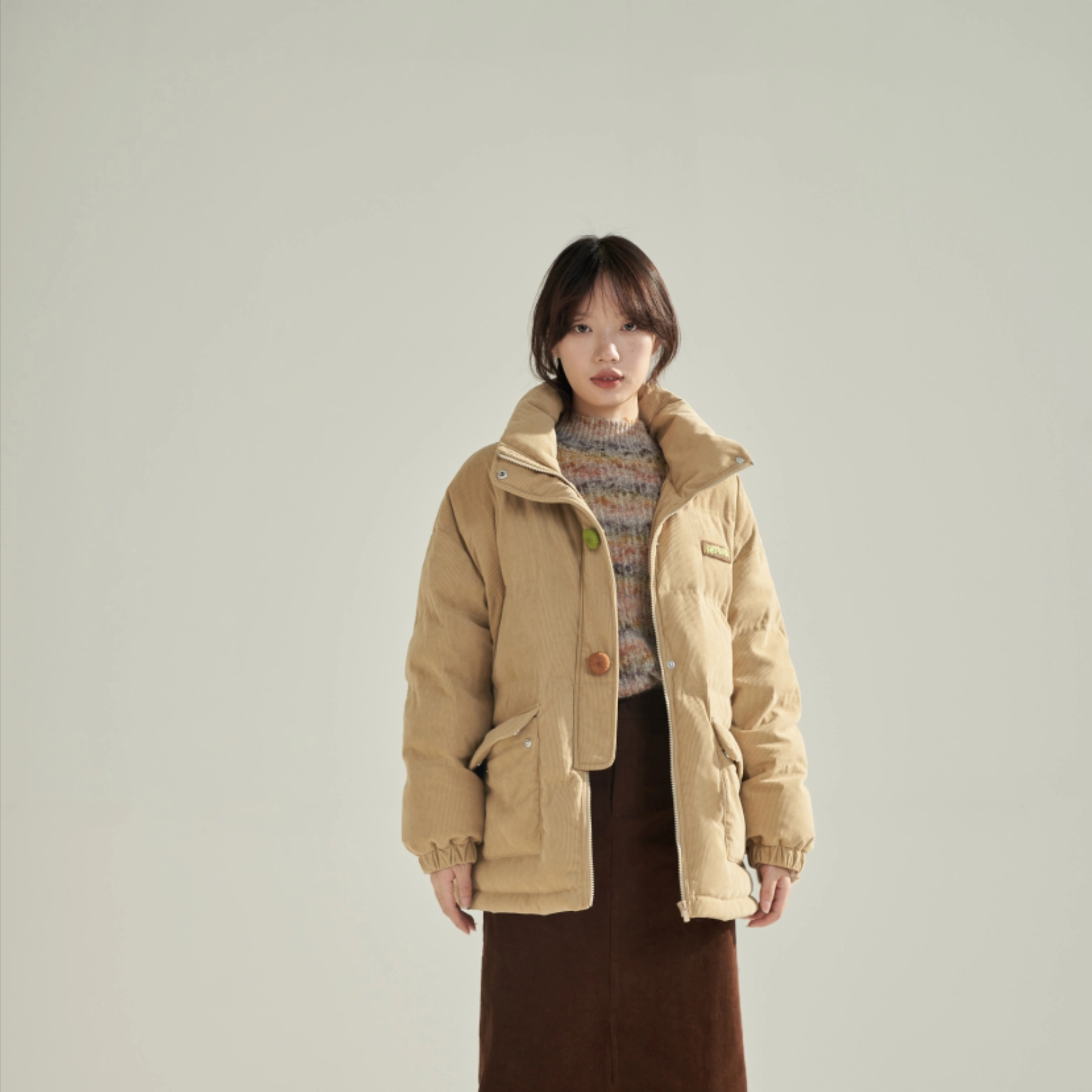 茵曼 立领短款加厚舒适细腻柔和亲肤外套羽绒服 女款